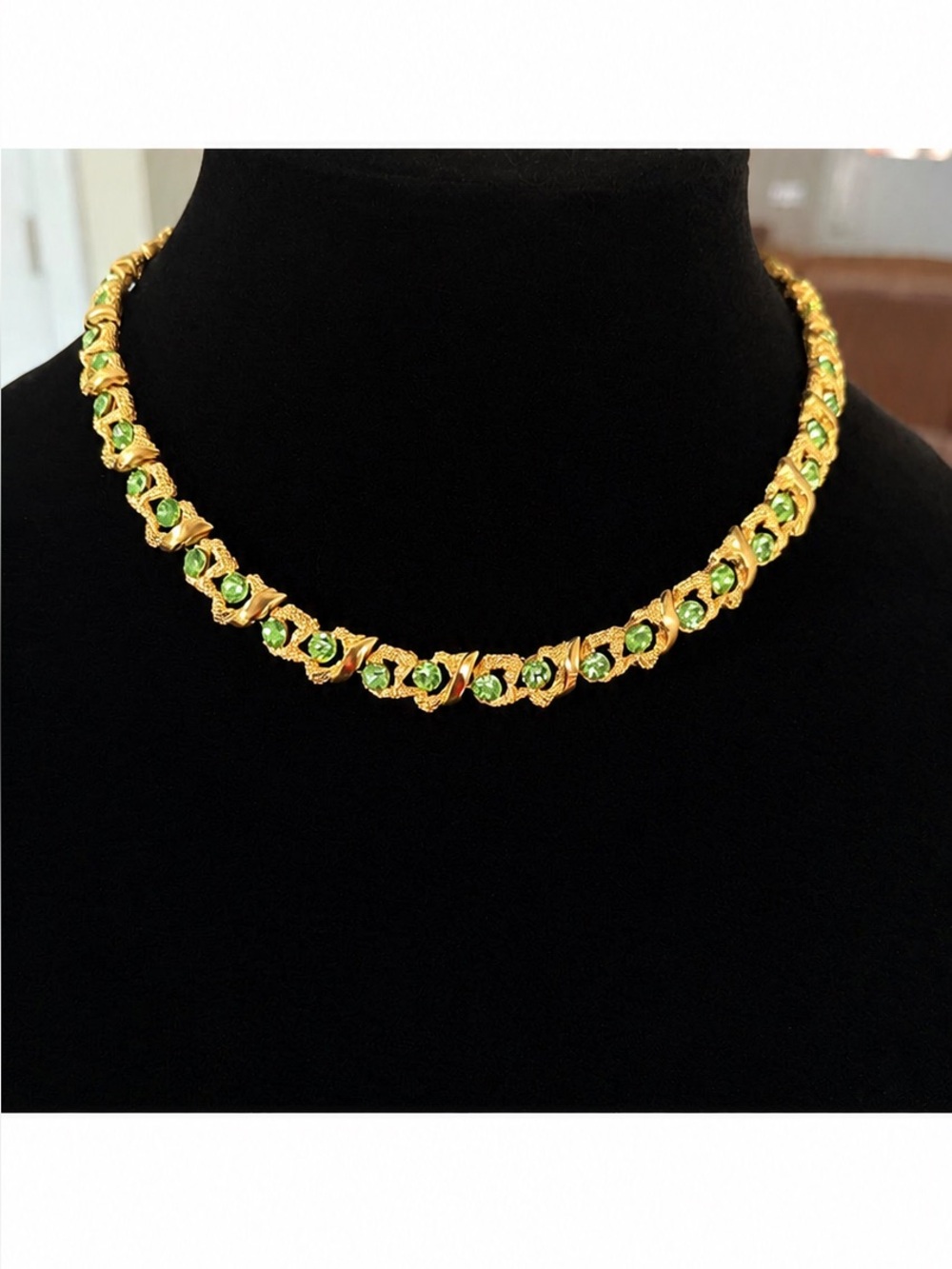 Vintage Crown Trifari © Green Rhinestone Necklace